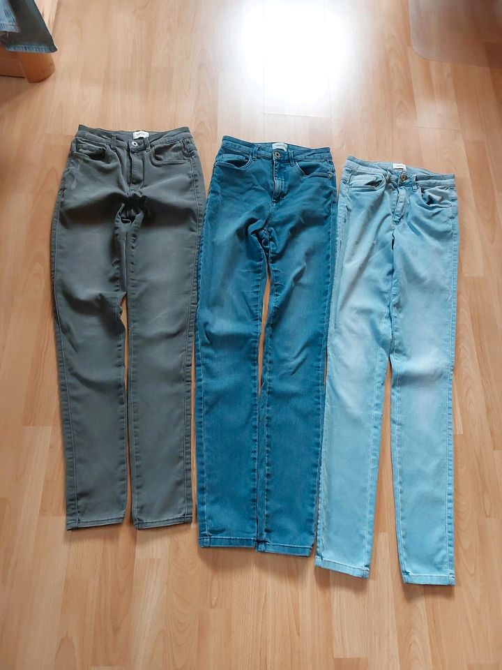 Jeans Only Gr. S/32 in Heemsen