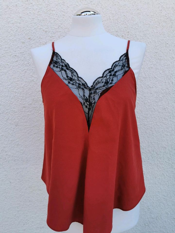 Zara Top Spagettiträgertop Spitzentop rost rot schwarz Gr.M in Ebermannstadt