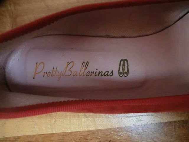 Pretty Ballerinas Damen Schuhe Veloursleder gr.36 in Düsseldorf