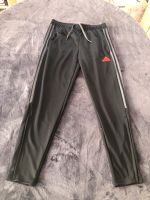 NEUWARE !  Adidas Sporthose Gr. M / NEU !! Hessen - Rosbach (v d Höhe) Vorschau