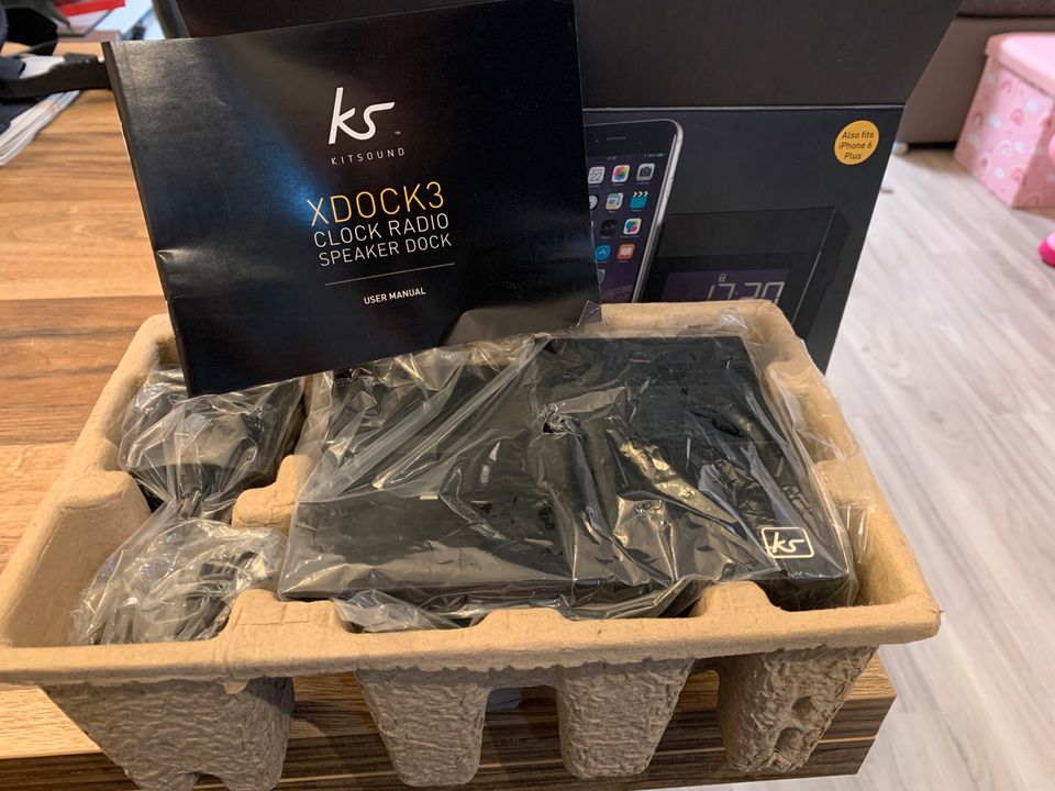 KitSound XDOCK3 Radiowecker mit Apple Dockingstation in Winnenden