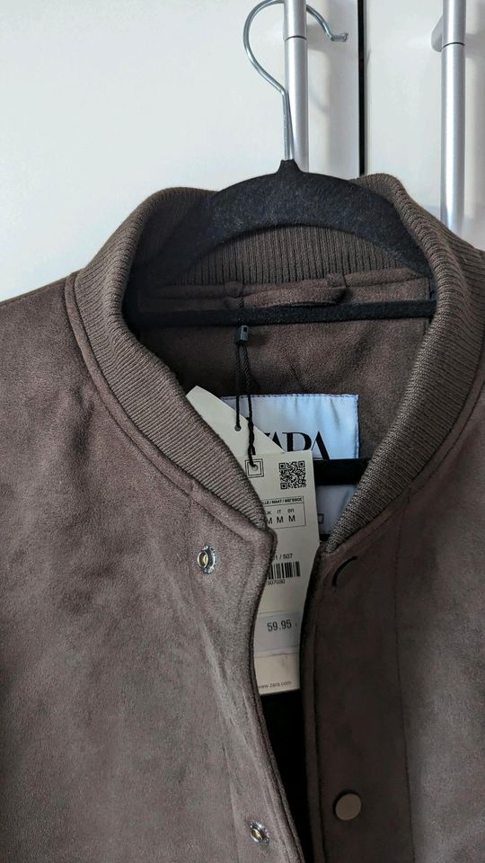 Herren Blouson in Velours - Optik von Zara [Neu m. Etikett] in Berlin