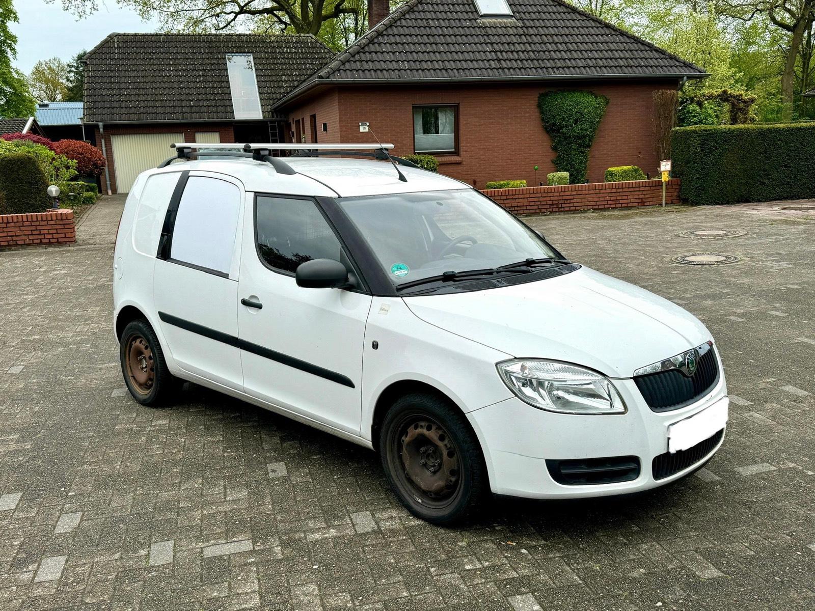 Abbildung des Autos Skoda Praktik Diesel 5&#…