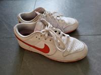 Nike Sneaker Turnschuhe in Gr. 42 Bayern - Baldham Vorschau