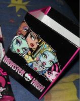 Monster High Stiftebox 9x7,5 cm (stabile Glanzpappe) -Rarität Niedersachsen - Zeven Vorschau