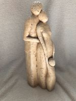 Statue, Deko, Familie, beige, Beton/Gips, schwer, €23,- Nordrhein-Westfalen - Delbrück Vorschau