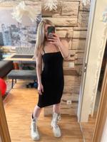 Mega Midi Stretch Kleid in schwarz Gr.36/38 Stoff sehr fest Bayern - Kaufbeuren Vorschau