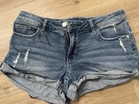kurze Blaue Jeans von Review Gr. xs Berlin - Treptow Vorschau