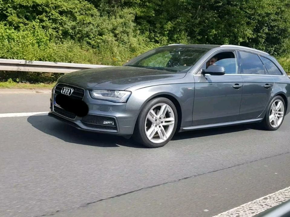 Audi A4 Avant S Line+ Automatik/Navi/ACC/Xenon/Panorama in Lünen