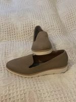 Tamaris Slipper beige/weiss Größe 40 Hamburg - Harburg Vorschau