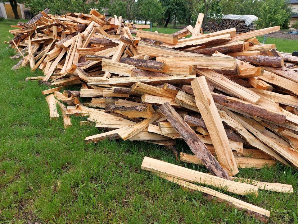 Brennholz Ofenfertig trocken in Poxdorf