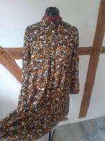 Kleid/Tunika, gelb geblühmt,40 Ludwigslust - Landkreis - Karstädt  Vorschau