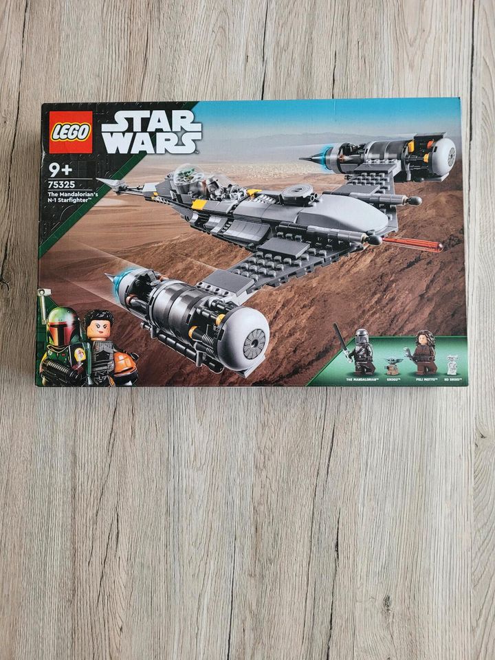 Lego Star Wars 75325 in Marburg