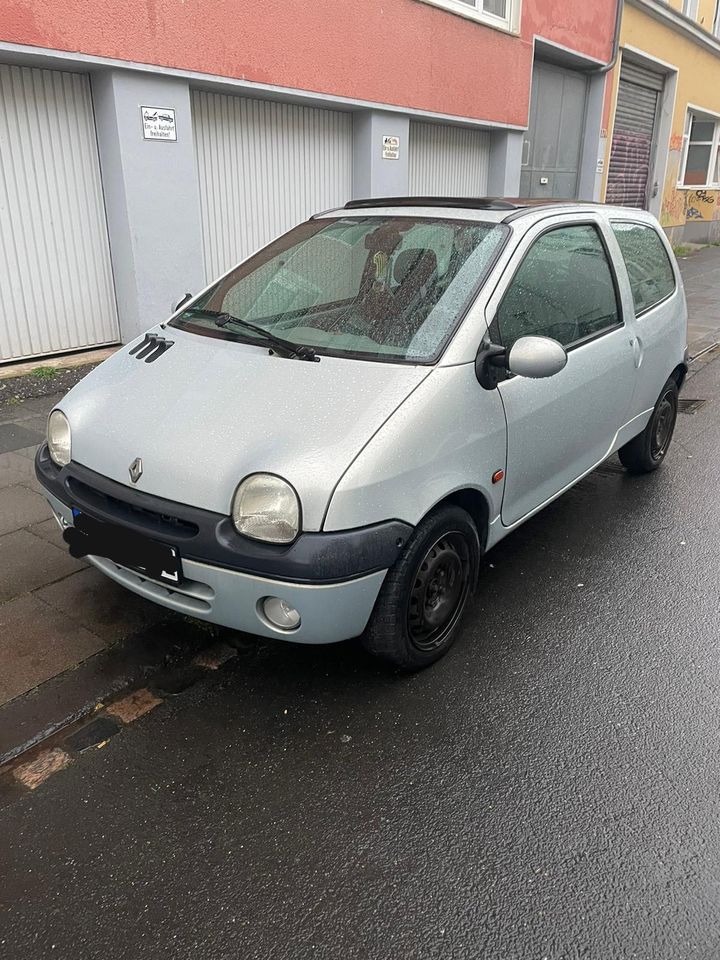 Renault Twingo C06 in Bonn