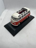 Minichamps Volkswagen T1 Samba Bus 1:43 Hessen - Friedrichsdorf Vorschau