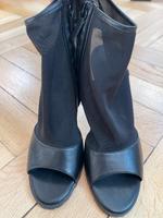 Zara High Heels Gr. 40 schwarz mit Mesh und Leder Berlin - Charlottenburg Vorschau