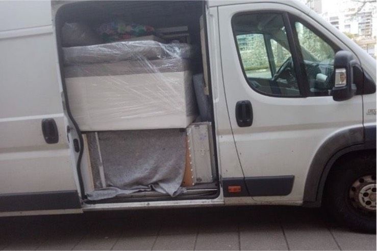 Möbelpacker Umzug Transporter Möbel Umzugshilfe Abholung Ikea in Bad Vilbel