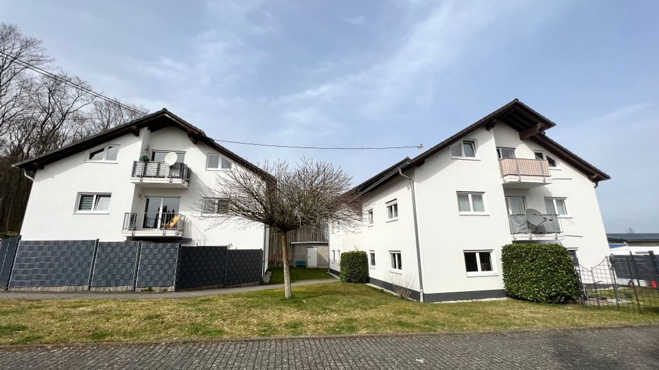 "Schicke Dachgeschosswohnung in Ortsranlage von Montabaur-Horressen" in Montabaur