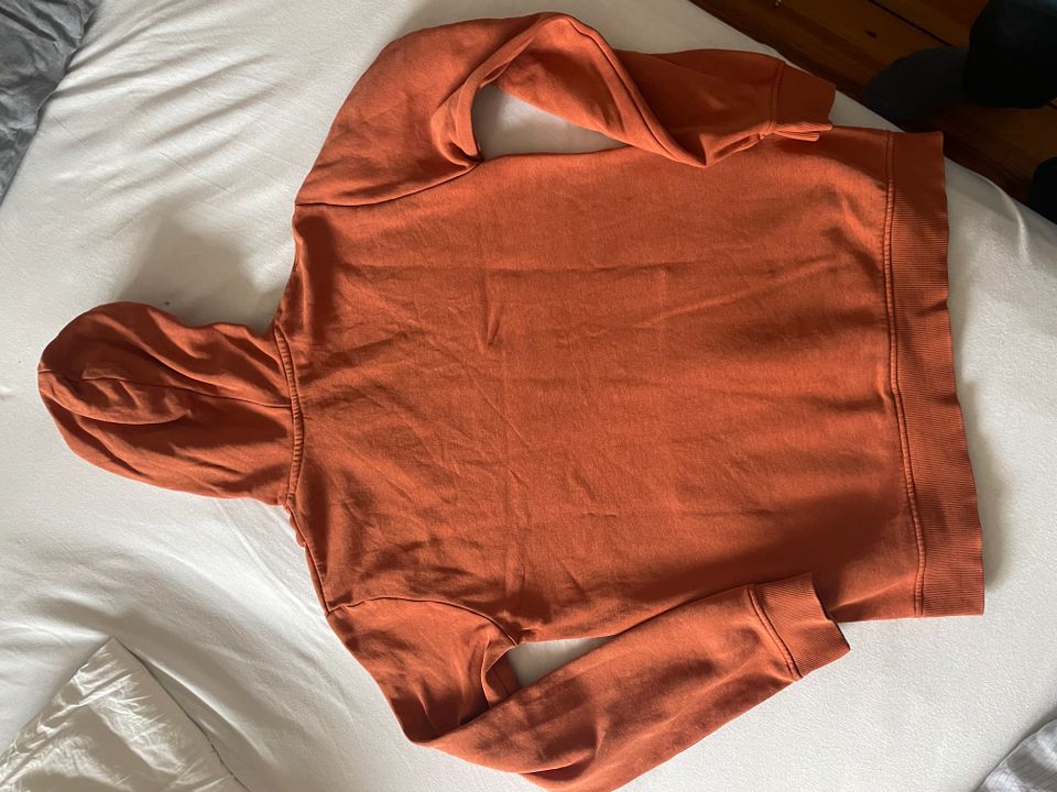 Hoodie Kapuzenpulli H&M in Orange in Berlin