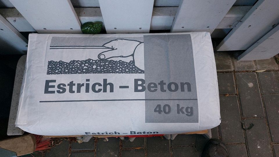 Betonestrich 2 Sack je 40kg in Langenberg