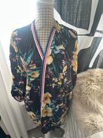 S.Oliver Jacke Cardigan Tropical Blumen Sommer Blau Gr.46 Bunt Duisburg - Duisburg-Süd Vorschau