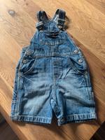 Hose Shorts kurze Hose Latzhose H&M neuwertig Nordrhein-Westfalen - Bergheim Vorschau