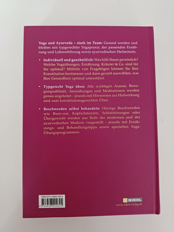 Das Yoga-Gesundheitsbuch: Mit Yoga und Ayurveda  A. Trökes in Kiel