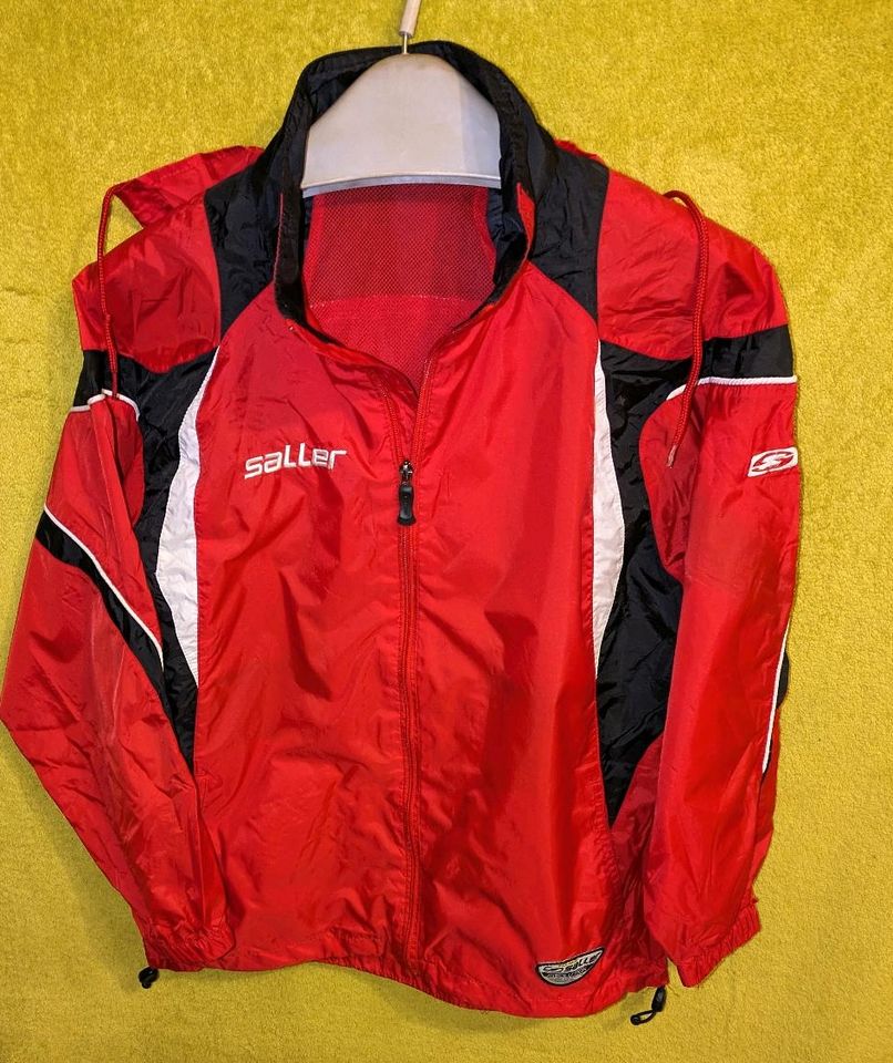 Saller Trainingsjacke/ Windjacke Größe 164 in Sondershausen