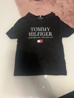 Tommy Hilfiger tshirt top Zustand gr. 74 unisex Hessen - Bad Emstal Vorschau