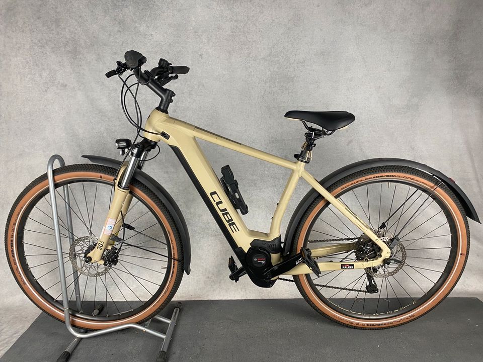 Cube Nuride Hybrid Pro 625 Allroad „S“ Trekking E-Bike in Köln