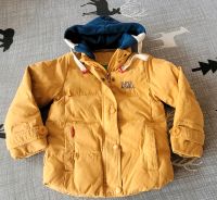 Winterjacke mit abnehmbare Kapuze 116 122 Nordrhein-Westfalen - Mülheim (Ruhr) Vorschau