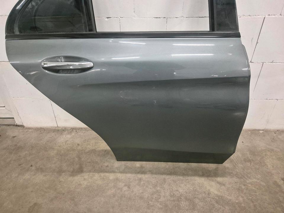 Mercedes W205 Türe hinten rechs SELENITGRAU - METALLICLACK (992U in Bayerbach b Ergoldsbach