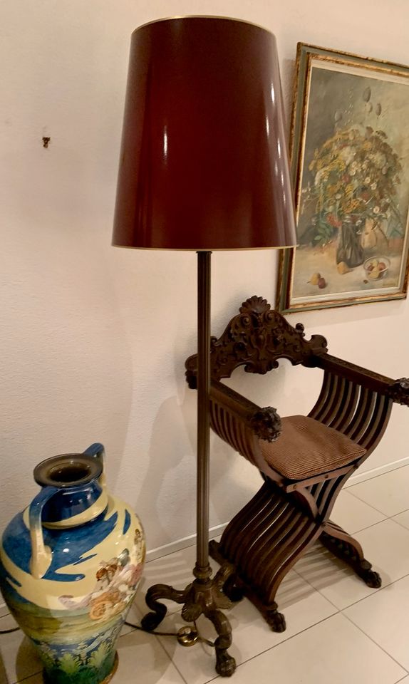 Bronze Lampe Antik Stehlampe aus Italien Weinroter Lampenschirm in Krefeld