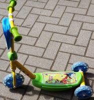 Kinderroller von Winnie Pooh mit Tasche am Lenker Nordrhein-Westfalen - Neunkirchen-Seelscheid Vorschau