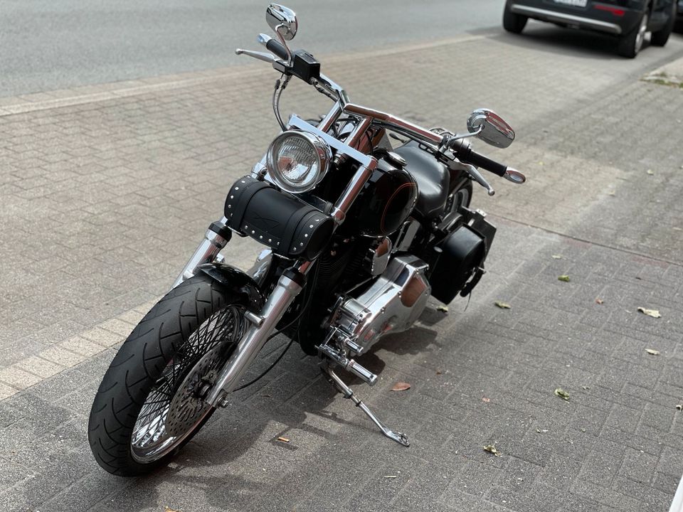 Harley Davidson Softail Custom FXSTC EVO in Bochum