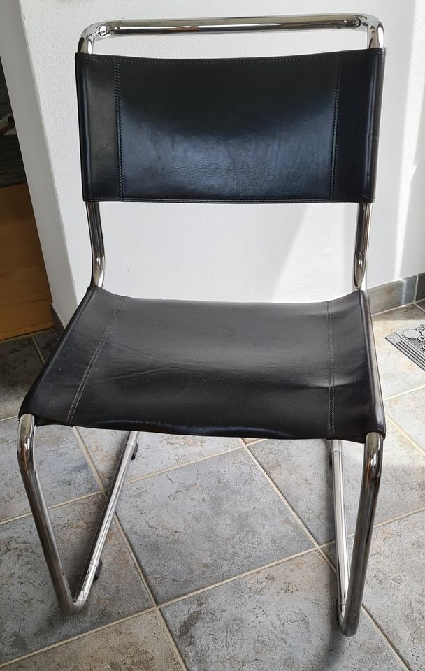 6 x Thonet S33 Freischwinger Kernleder schwarz in Reutlingen