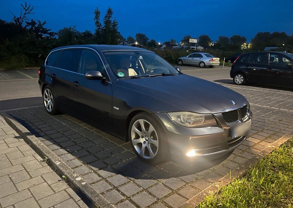 BMW 330 d 320ps in Karlsruhe