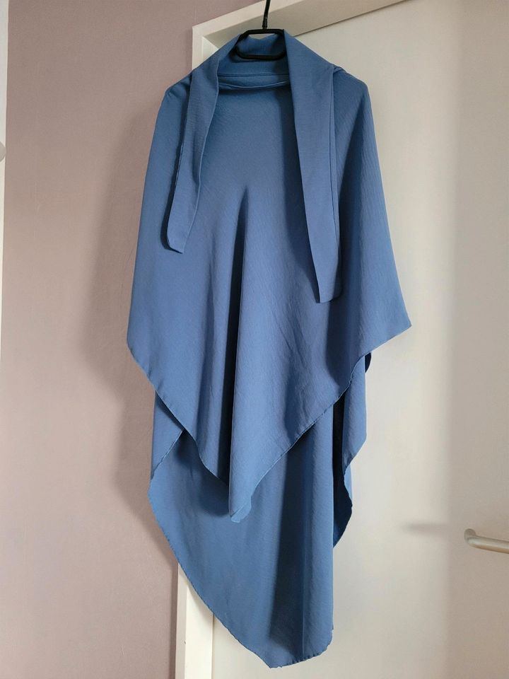 *NEU* Khimar hijab blau Kopftuch in Neuss