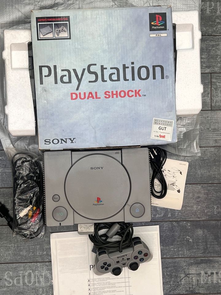 Playstion 1 ps1 ps one mit ovp Sammler komplett in Berlin