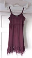 Cream Kleid/Unterkleid dunkle Beere - Gr. M TOPP ! Hessen - Trendelburg Vorschau