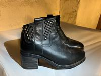 Replay 38 Schuhe Stiefel Ankle Boots Damen Heels Leder Nieten Frankfurt am Main - Bornheim Vorschau
