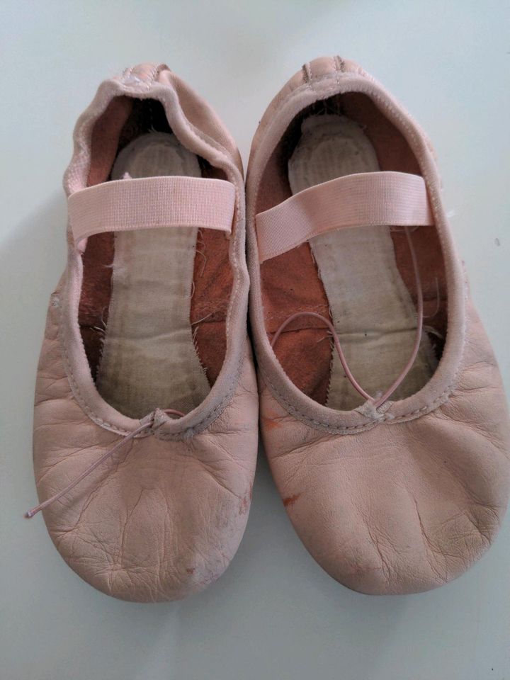 Ballett Schuhe Schläppchen in Paderborn