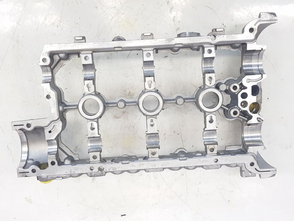 Nockenwellenzarg links Audi Q7 A6 A8 3.0.TFSI 06E103285AB in Bielefeld