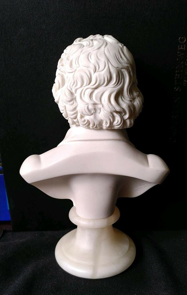 Büste, Ludwig van Beethoven; Alabaster, Marmor in Oberhausen