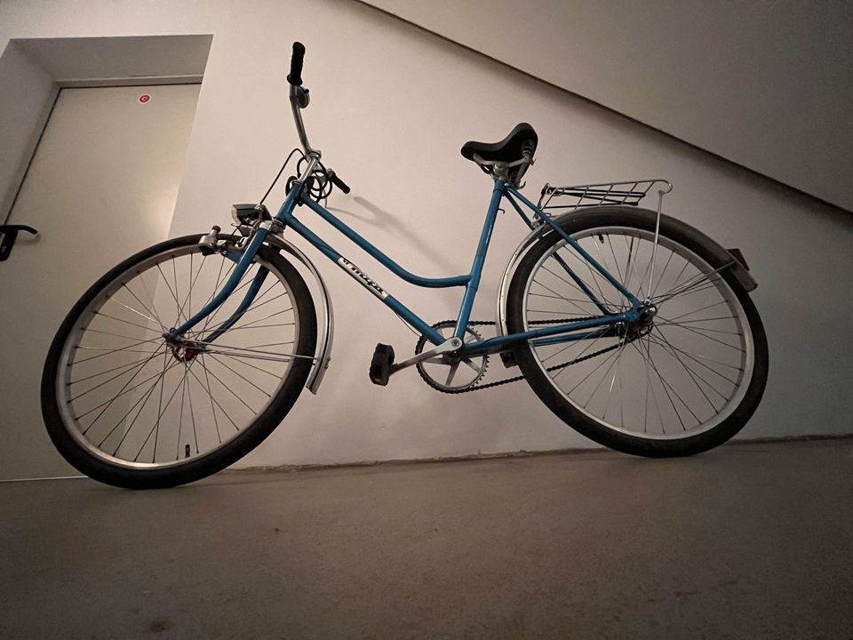 Schönes MIFA Damenfahrrad ideal für Studenten in Erfurt