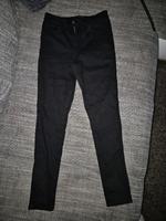 ASOS Jeans schwarz 28/30 Niedersachsen - Burgwedel Vorschau