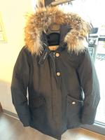 Original Woolrich Damen Jacke Parka schwarz Fell Kapuze Gr. M Düsseldorf - Stadtmitte Vorschau