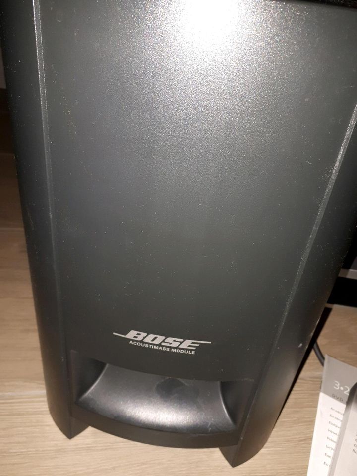 Home Entertainment System von Bose, Lautsprecher in Harxheim