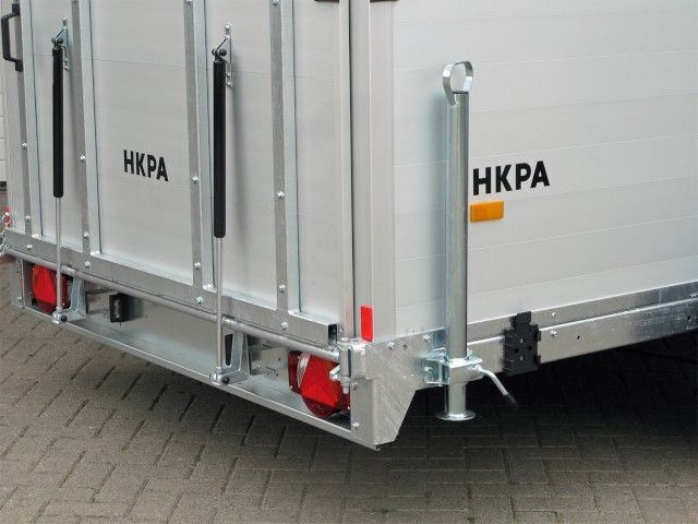 Humbaur HKPA 263217 Kofferanhänger 2600 kg in Reichenberg