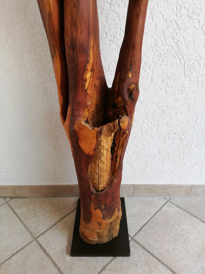 Holzskulptur Kettensägekunst handgemacht in Weißbach